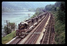 (MZ) DUPE TRAIN SLIDE  CHESAPEAKE & OHIO  (C&O)  5819  ACTION picture