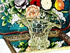 WONDERFUL COLLECTABLE ART DECO PRESSED GLASS FAN VASE / CENTERPIECE C 1930'S picture