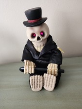 Vtg Gemmy Animated Singing Skeleton Putting on the Ritz Seated Halloween *VIDEO* picture