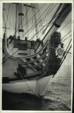 1990 Press Photo The H.M.S. Rose, a replica of a 1757 vessel on Chicago River picture