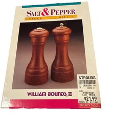 VTG William Bounds II Classic Roosevelt Style Walnut Wood Salt And Pepper Mill picture
