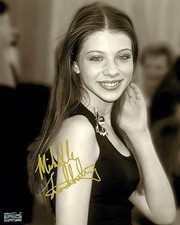 Michelle Trachtenberg Signed Autographed 8x10 Photo COA picture
