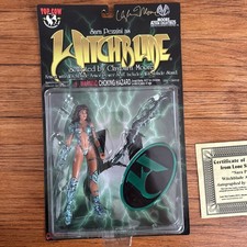 Witchblade Top Cow Sara Pezzini Figure SIGNED by Clayburn Moore 1998 picture