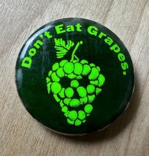 Vtg 1969 Don't Eat Grapes Pin united farm workers boycott protest milton glaser picture