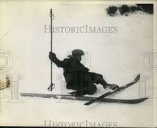 1929 Press Photo Skier Bob Williams after a fall on the slopes - net17421 picture