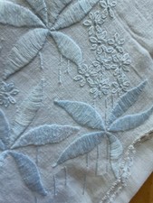 Vintage Hand Embroidered Linen Table Topper Whitework Floral Tea Cloth Daisy picture