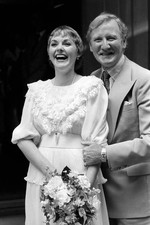 Actor Leslie Phillips new bride actress Angela Scoular London's Sa- Old Photo picture