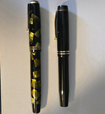 Parker Marbled Green Challenger and Black Duofold Junior picture