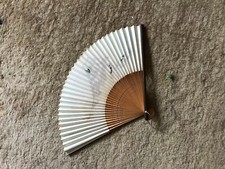 Very elegant Vintge / Antique Japanese Paper Hand Fan deco. w/ small green bead picture