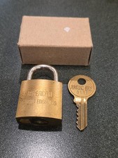VINTAGE AMERICAN DETROIT EDISON CO. PADLOCK W/KEY NOS picture