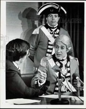 1980 Press Photo Eddie Knox greets Roger Durrett at Festival in the Park picture