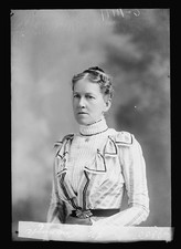 Photo:Mrs. F.M. Dimmick Portrait Woman in Dress c1894-1901 picture
