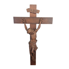 Antique Black Forest Christ 1930s INRI Wooden Crucifix Jesus 15.25