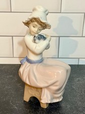 VTG. Nao By Lladro Figurine Girl/Puppy 
