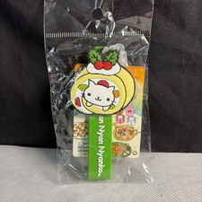 San-X Nyan Nyan Nyanko Cake Roll Rubber Strap Keychain - New picture