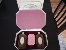 Vintage Avon Treasure Chest.Sonnet Jewelry Box. Cologne,Skin So Soft, Perfume Sp picture