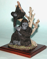 K&M Wild Republic figurine, Gorilla family, #53597, New in Box, 4x6 in. wildlife picture
