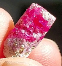 GEM DT RED BERYL / BIXBITE FROM UTAH, USA picture