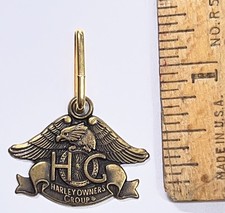 HARLEY DAVIDSON OWNERS GROUP HOG 1996 ZIPPER PULL Brass Unused picture