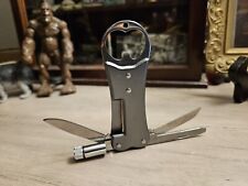 AWESOME MULTI-TOOL W/FLASHLIGHT AND 4 TOOLS picture