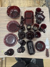 Avon 1876 the Cape Cod Collection Set Of 21 Vampire, Red Glass ￼ picture