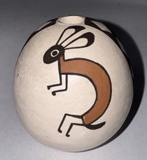 Vintage Dolores Lewis Acoma Pueblo Pottery Seed Pot Jackrabbit Motif Signed picture