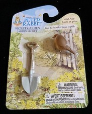 Beatrix Potter Peter Rabbit Secret Garden Bird & Shovel Miniature Set 2018 NIP picture