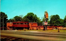 Orangeburg SC Thunderbird Inn Postcard unused (18413) picture