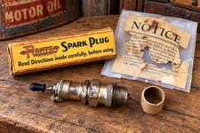 RENTZ Visible Vintage Antique Spark Plug Hit Miss Engine Model T Ford With Box picture