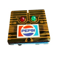 Vintage 1984 Xtronx Pepsi Mini Radio Pin Electronic Circuit Board LED Novelty picture