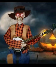 Halloween Banjo Scarecrow Playing Skeletons Animatronics Banjo Skeletons WWW.. picture