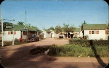 Winnipeg Manitoba Red River Motel Car c1950s-60s Postcard picture