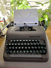 Vintage  circa 1954 Smith-Corona Silent Typewriter – Working w/ Original Case  B picture