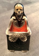 Vintage 1950s Japanese Skeleton Nodder Ashtray, Grim Reaper Halloween Kitsch MIJ picture