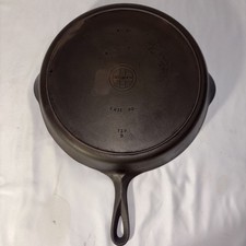 VTG Griswold 719 D No. 12 Cast Iron Skillet with Heat Ring Small Logo ERIE PA picture