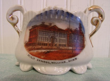 Vintage Willmar Minnesota Souvenir Vase HIGH SCHOOL 2 1/2