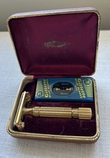 Vtg 1940's? Gillette Gold Aristocrat Safety Razor With Case Made in USA picture