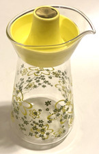 Vintage PYREX Spring Blossom Green CRAZY DAISEY Juice CARAFE Pitcher Yellow Lid picture