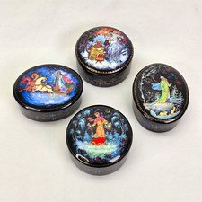 Set of 4 Vintage Russian Kholui Miniature Porcelain Musical Boxes (1991–1992) picture