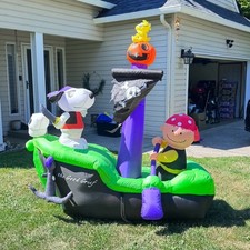 Gemmy Good Grief Peanuts Halloween Inflatable Snoopy Charlie Brown Pirate Ship picture