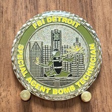 FBI Detroit Bomb Technician Special Agent Glitter Challenge Coin  W#10 picture