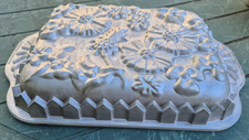 Nordic Ware Wildflower Floral Design Non Stick Heavy Duty Cake Pan 10 cup 9x14  picture