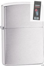Zippo 200 brushed chrome Lighter + FLINT PACK picture