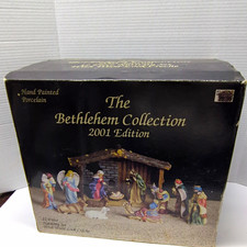Vtg Bethlehem Collection 2001 Porcelain 12pc Nativity Set w/ Stable Handpainted picture