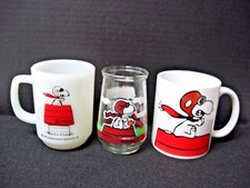LOT 3 SNOOPY red baron ANCHOR HOCKING + ceramic COFFEE MUGS + Welch's Glass picture
