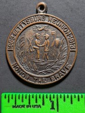 Vintage 1913 Gettysburg Reunion Honor the Brave Metal Fob picture