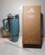 Stanley Authentic  w Straw and Box  Brand New picture