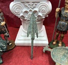 2,000 YR OLD ANCIENT ROMAN BARBED LONG SHOT BRONZE ARROWHEAD picture