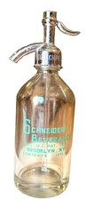 Vintage Schneider’s Beverages Brooklyn NY Seltzer Siphon Bottle Louis Chipkin picture