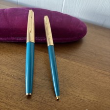 Parker Vintage  61 Gold Cap Vintage Fountain Pen & Pencil - turquoise barrel picture